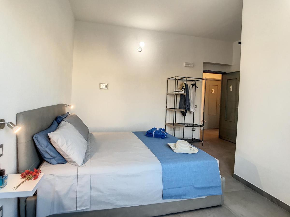 Il Bed And Breakfast Al Centro Castelsardo Bagian luar foto